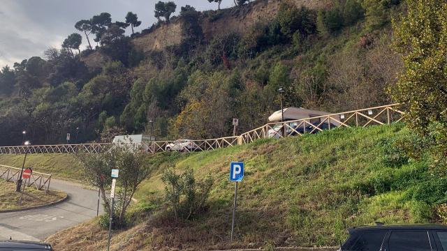 Grottammare, nuove regole per parcheggi riservati paese alto. Disponibili 25 stalli e tagliandi gratuiti per residenti