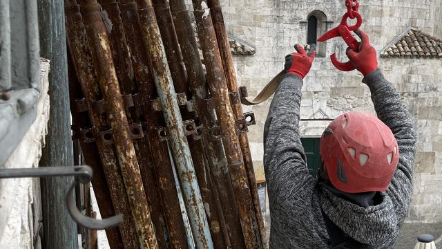 1° Maggio, Castelli: “Più lavoro e più sicurezza, anche nel cratere sisma 2016. Il Laboratorio dell’Appennino centrale”