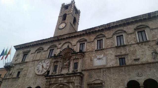 Ascoli Piceno, ok al progetto di Palazzo dei Capitani: 3 milioni per la riparazione