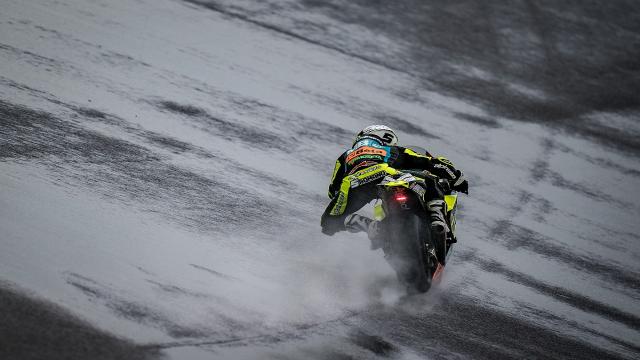 Moto2, Fenati parte in ottava fila a Portimao: ''Condizioni difficili ma lotteremo fino in fondo''