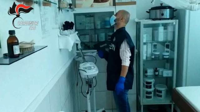  Carabinieri: controlli dei NAS nei centri massaggio. Sigilli ad 11 strutture irregolari
