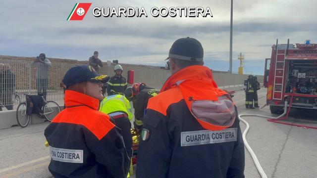 Guardia Costiera e scuola: un binomio che funziona. Esercitazione con alunni dell’Istituto Locatelli di Grottammare 