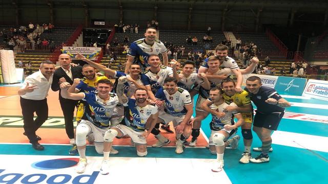 Pallavolo, la Videx Grottazzolina espugna Catania 3-1 nella gara 2 dei playoff
