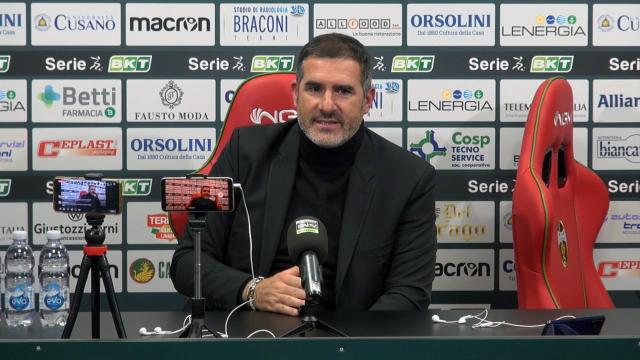 Ternana-Benevento 0-2, le voci di Lucarelli (“Paghiamo 2ª parte del primo tempo”) e Caserta (“Siamo cresciuti”) 