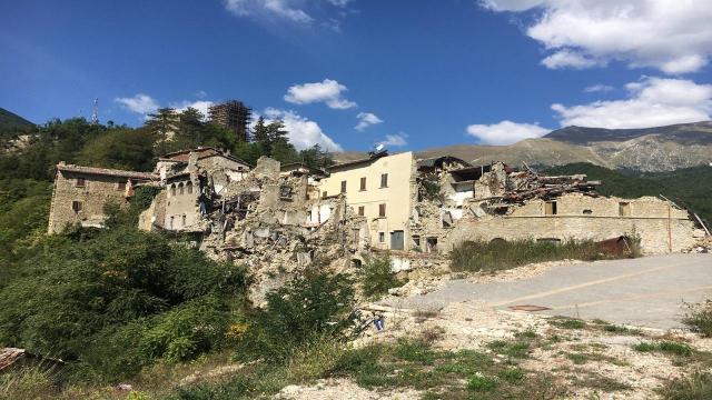 Arquata del Tronto, lettera aperta al premier Meloni: “Si rinnovi il mandato di Legnini”