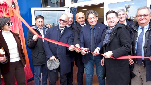 Ascoli, inaugurato il nuovo showroom dell'Agricentro Piceno con il ct Spalletti ospite d'onore