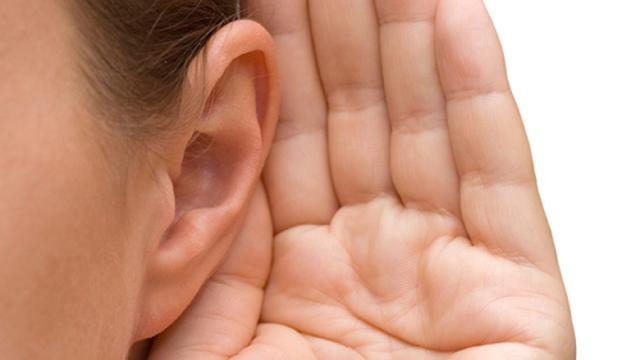 Covid-19, secondo l'Oms esiste correlazione tra vaccini e potenziali problemi di udito