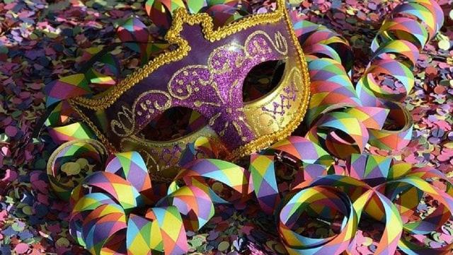 Dalla Befana al Carnevale: le radici pagane e sconosciute delle nostre feste 