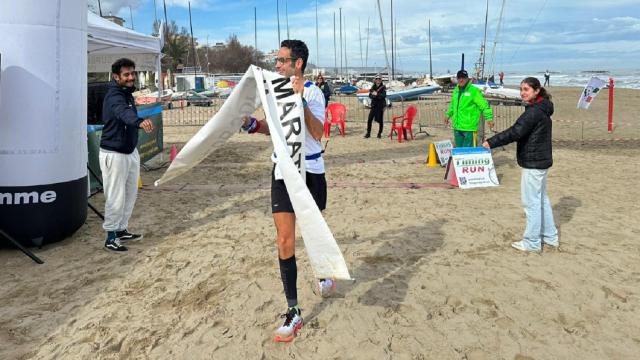 San Benedetto del Tronto, Fabiano fa festa nell'edizione 2024 della Maratona sulla Sabbia