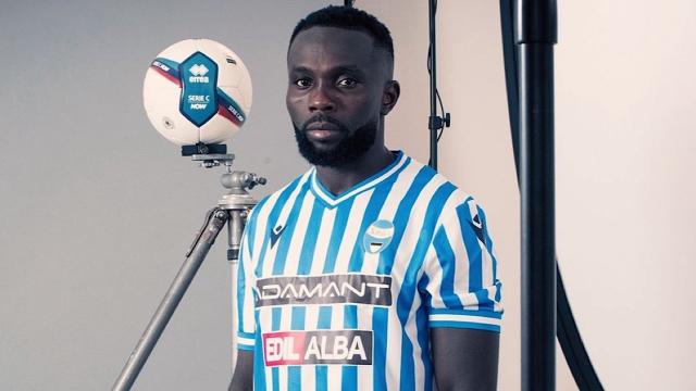 Spal-Ascoli, i biancazzurri rinforzano il centrocampo prelevando il nigeriano Awua dall'Atalanta
