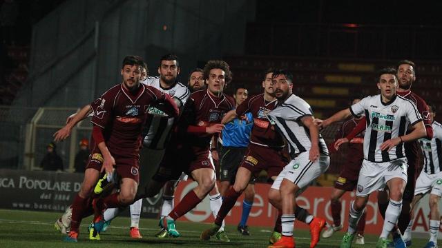 Ascoli Calcio, si rivede il Pontedera. Dal 2013 al 2015 le ultime sfide con i toscani in Serie C