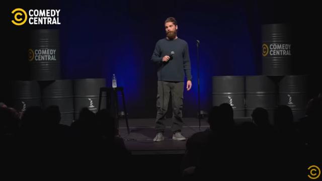 Ascoli: 'Stand-AP Comedy', Tiziano La Bella ospite della rassegna al pub “La Birretta”