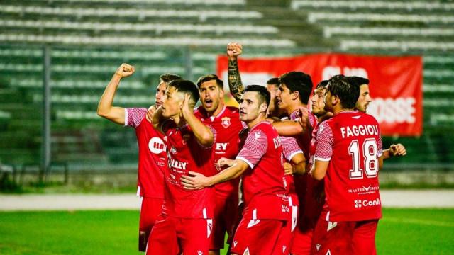 Serie C 9° turno: l'Ancona-Matelica batte il Montevarchi e sale al 2° posto. Pari tra Vis Pesaro e Cesena