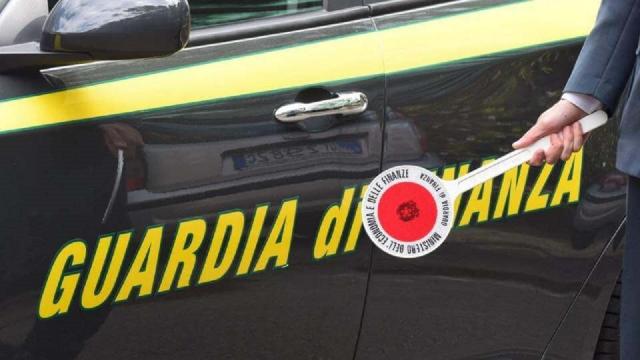 Guardia di Finanza, concorso per il reclutamento di 12 tenenti 