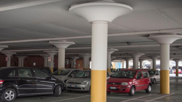 Grottammare, ruba monopattino nei pressi del Centro Commerciale 'L'Orologio'. Arrestato 19enne