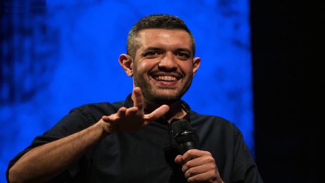 Ascoli Piceno, Francesco De Carlo ospite della rassegna 'Stand-AP Comedy' al Teatro Palafolli