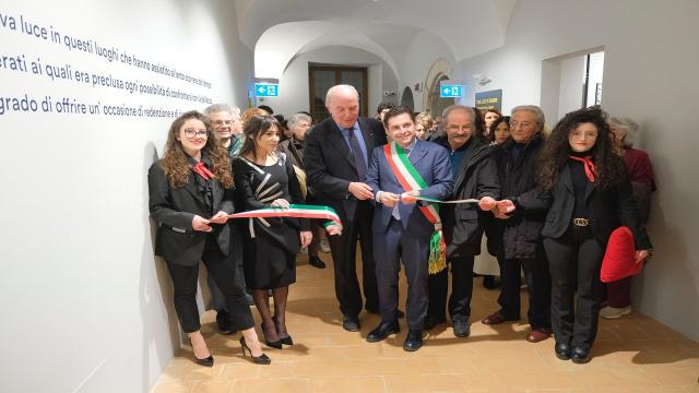 Ascoli, primo appuntamento ciclo eventi dedicati alla mostra 'Tra luci e ombre. Tracce di vita dal carcere'