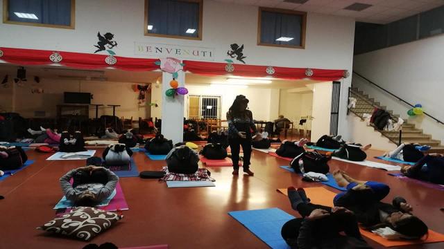 Grottammare, riprende corso yoga olistico all'Istituto ''Fazzini-Mercantini''