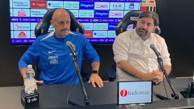 Ascoli Calcio, Di Carlo: “Ridare ai giocatori fiducia ed entusiasmo”. Righi: “Idee chiare ma serve pazienza”