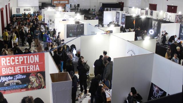 Colli del Tronto: Hotel 'Casale', successo di pubblico per ''Marche Tattoo Convention''
