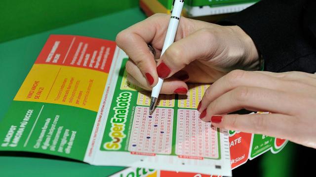 SuperEnalotto: a Tolentino (MC) centrato un ''5'' da oltre 22mila euro