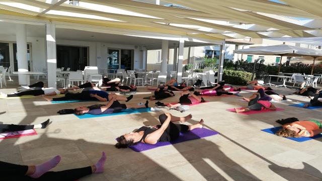 Unione Sportiva Acli Marche: ''Il valore sociale dello sport'', yoga e scacchi a Venarotta