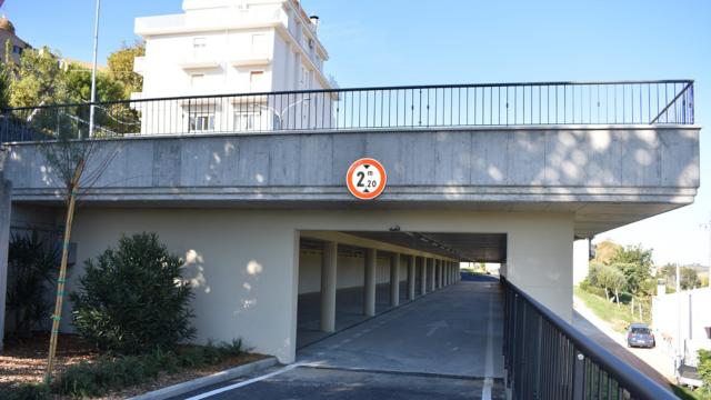 Monteprandone, inaugurazione piano -1 del parcheggio: complessivamente si arriverà a 61 posti auto