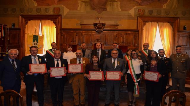 Provincia Ascoli, cerimonia a Palazzo San Filippo con i neo maestri del Lavoro del Piceno