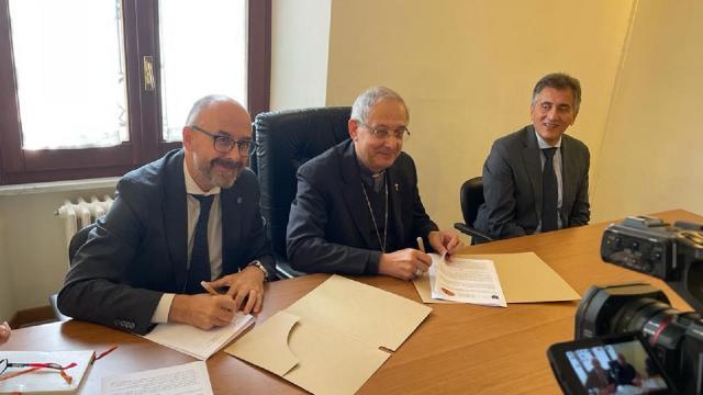 Musei Sistini del Piceno: firmata convenzione tra Diocesi San Benedetto ed Unicam del nuovo rettore Leoni
