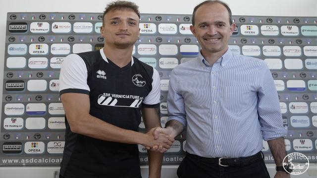 Atletico Ascoli: primo colpo di mercato, l'attaccante Ciabuschi veste la maglia bianconera