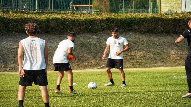 Atletico Ascoli, cinque gol nel test match con il Grottammare. Tripletta per Minnozzi