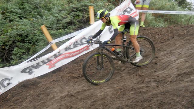 Ciclocross: esordienti e allievi in sella ad Ascoli Piceno per il Trofeo Ultraneon