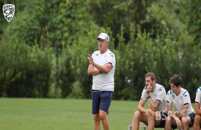 Brescia, salta la panchina di Delneri dopo appena due giornate. Torna in sella Lopez