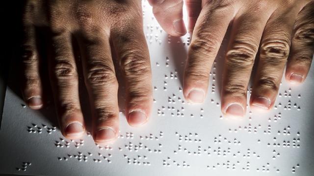 Disabilità sensoriali, dalla Regione Marche contributi per autonomia e comunicazione alunni