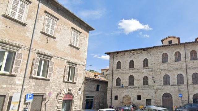 Ascoli Piceno, regolamentazione della circolazione veicolare per attività di cantiere e smontaggio gru
