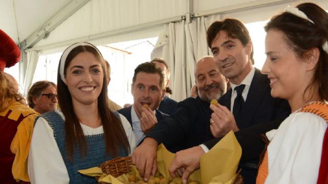 Ascoliva Festival, al via le iscrizioni per l'attesa gara delle massaie. Proseguono gli eventi al Palaoliva