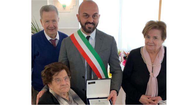 Castorano festeggia la centenaria “Marietta” Corradetti. Sindaco Fanesi: ''Grande e instancabile lavoratrice ''