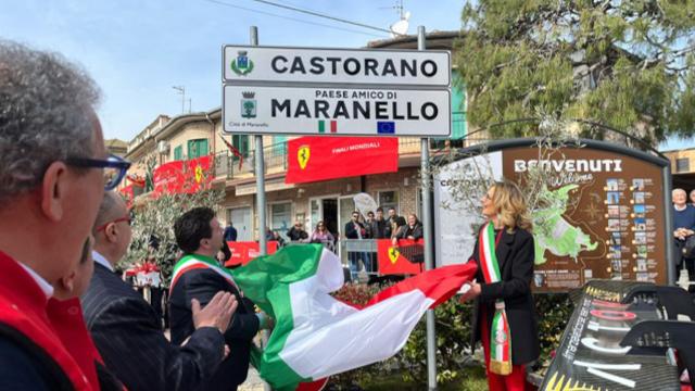 Firmato il patto di amicizia tra Castorano e Maranello grazie alla Scuderia Club Ferrari 