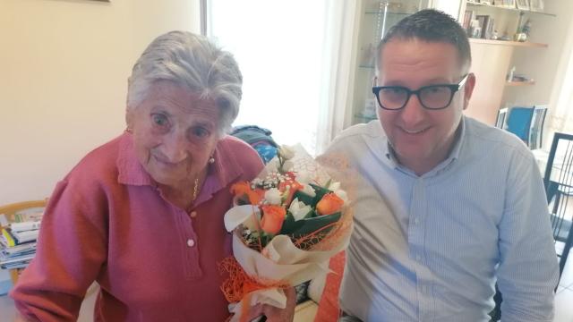 Monteprandone, compleanno da record: Maria Giacomini spegne 108 candeline