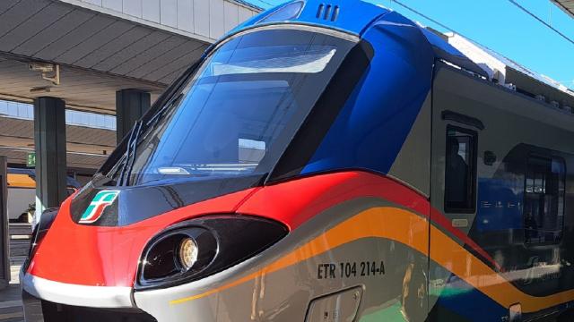 Gruppo FS Italiane, nel 2025 arriveranno altri dieci nuovi treni elettrici nelle Marche