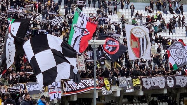Ascoli Calcio, gruppi organizzati: “Piccoli cambiamenti non bastano, si chiuda definitivamente con certi dirigenti”