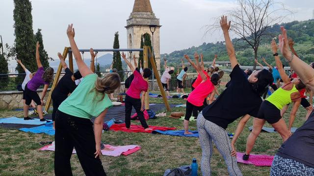 Ascoli Piceno, lezioni di yoga con Eugenia Brega. Quinta edizione 'Laboratori territoriali prevenzione tumore al seno' 
