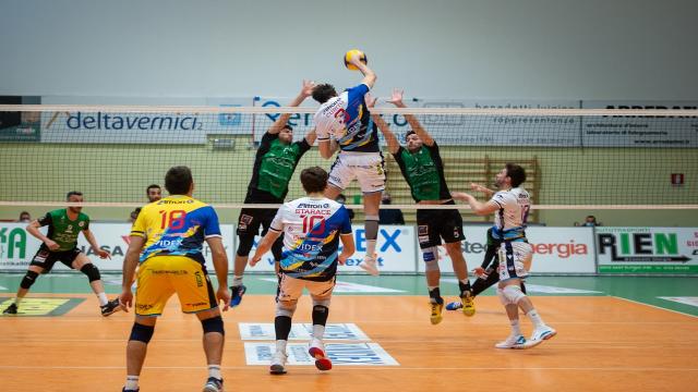 Pallavolo Serie A3, esordio amaro ai playoff per la Videx Grottazzolina. Palmi passa 3-1
