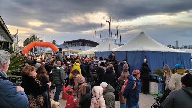 San Benedetto del Tronto, tantissimi bambini con la Befana al Circolo Nautico