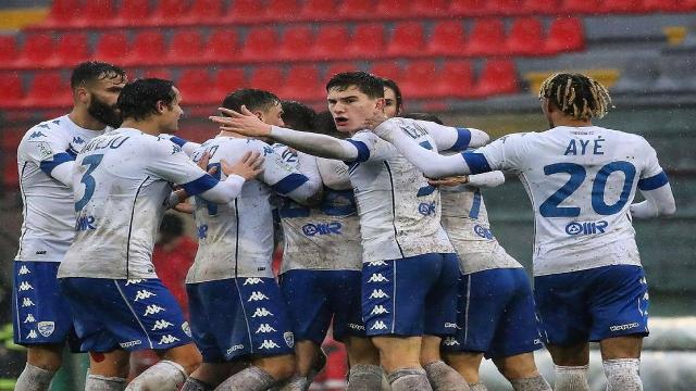 Cremonese-Brescia 2-2, le Rondinelle rimontano per due volte i grigiorossi di Bisoli