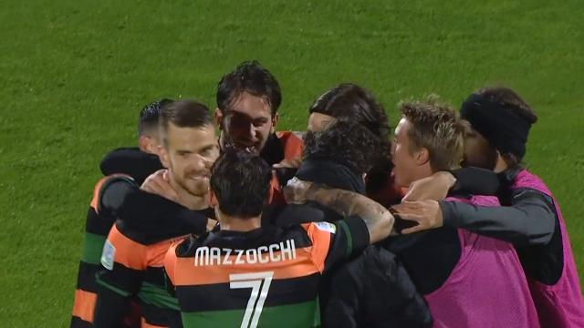Venezia-Cosenza 3-0, la banda Zanetti condanna i Lupi al secondo ko di fila. Sorpasso Ascoli