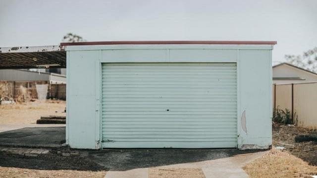 Servizi di riparazione porte basculanti da garage: cosa sapere