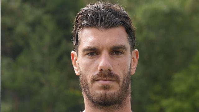 L'Atletico Ascoli riparte dal suo capitano. D'Alessandro continuerà a vestire la maglia bianconera