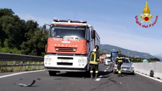 Vigili del Fuoco Ascoli Piceno, intervento a Colli del Tronto per incidente sull'Ascoli-Mare
