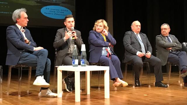 Ascoli Piceno, al Filarmonici tavola rotonda sul piano strategico di sviluppo del progetto 'Città Metromontana'